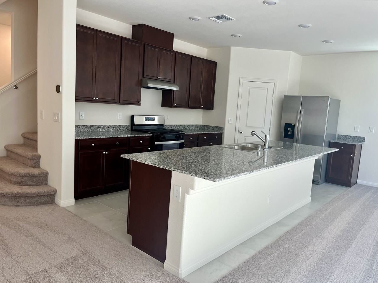 6947 Wildhorse Creek St #NA - Photo 5 of 48
