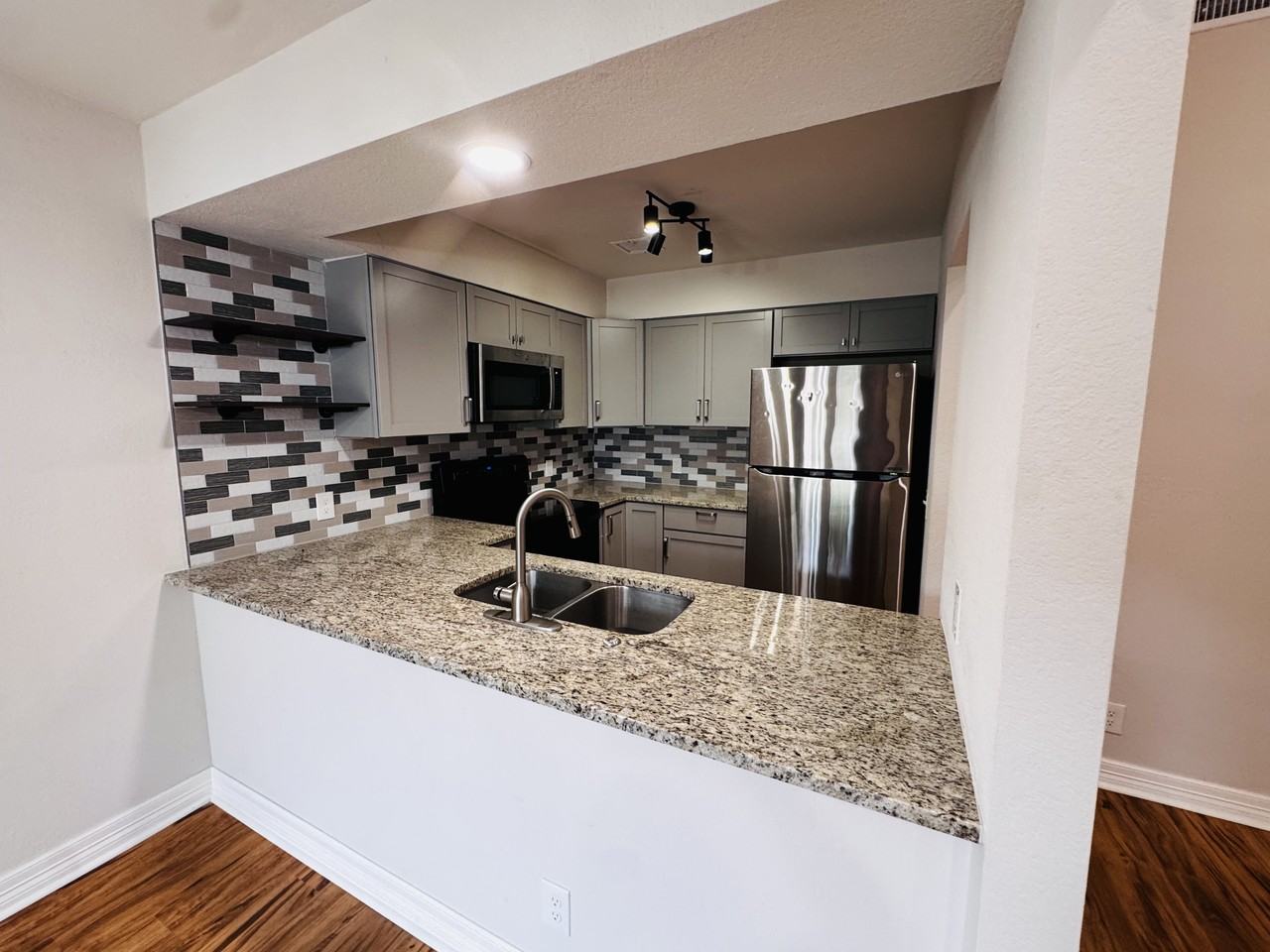6320 E 89th Pl #1102 - Photo 5 of 16