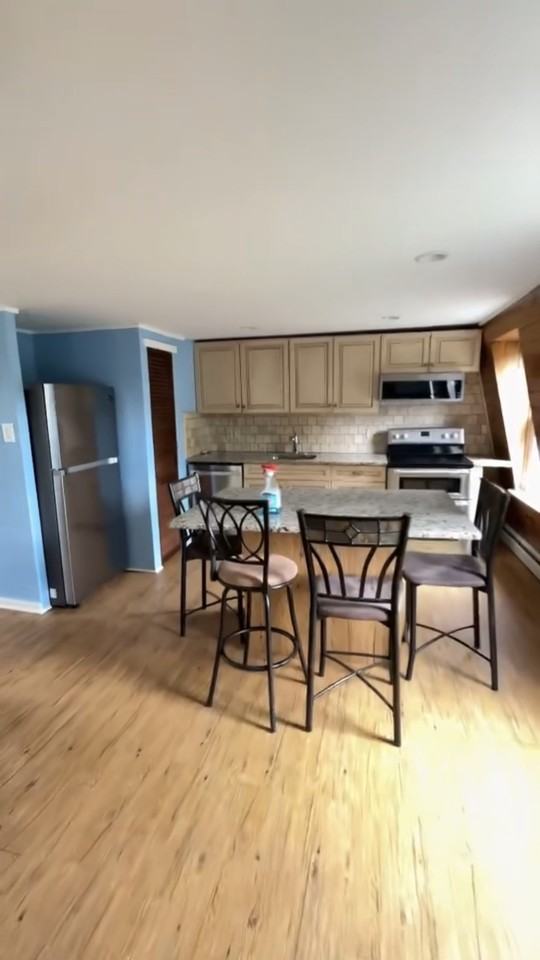 848 River Rd #3 - Photo 4 of 7