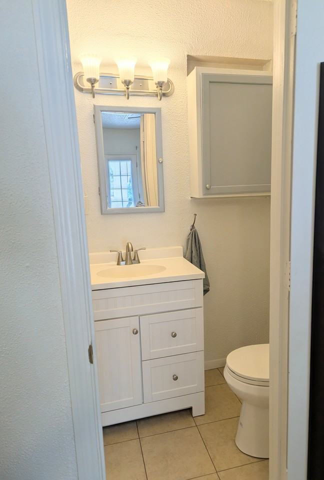5702 Plaza Dr - Photo 4 of 11