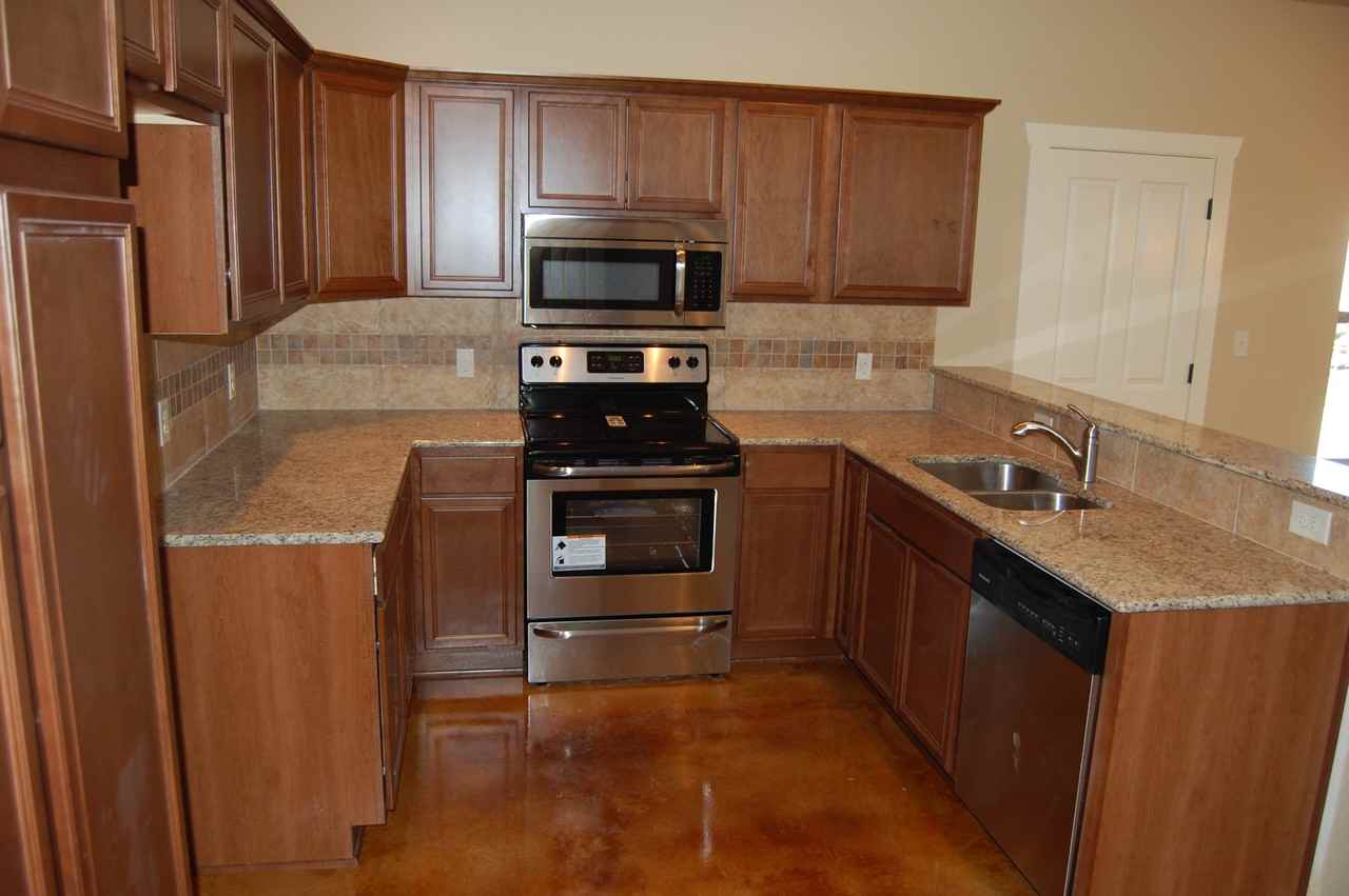 1005 Live Oak Dr #NA - Photo 5 of 10