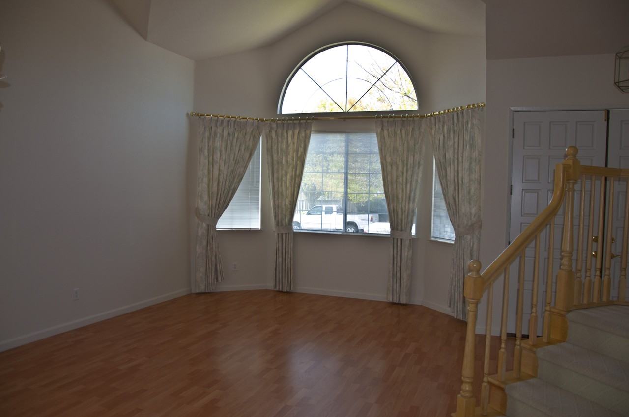 2908 Prairie Ln - Photo 3 of 27