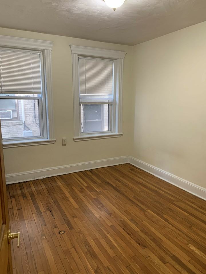 360 Riverway #6 - Photo 6 of 10