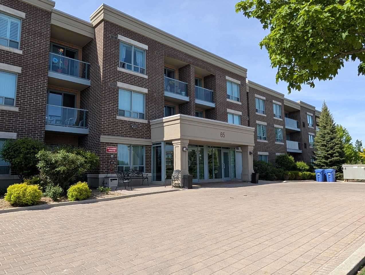 65 Via Rosedale #203 - Photo 2 of 18