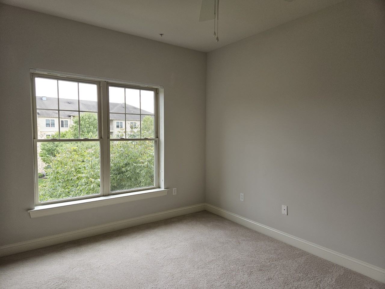 3000 Fountainview Cir #310 - Photo 5 of 8