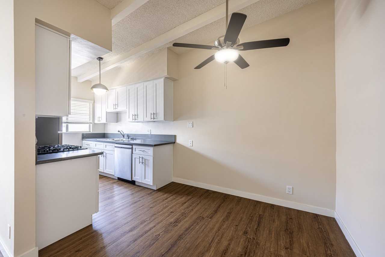 3722 Mentone Ave #8 - Photo 7 of 14