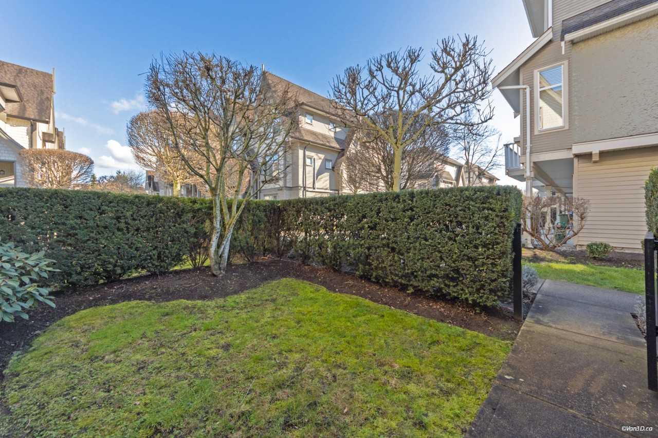 7288 Heather Street #92 - Photo 6 of 11