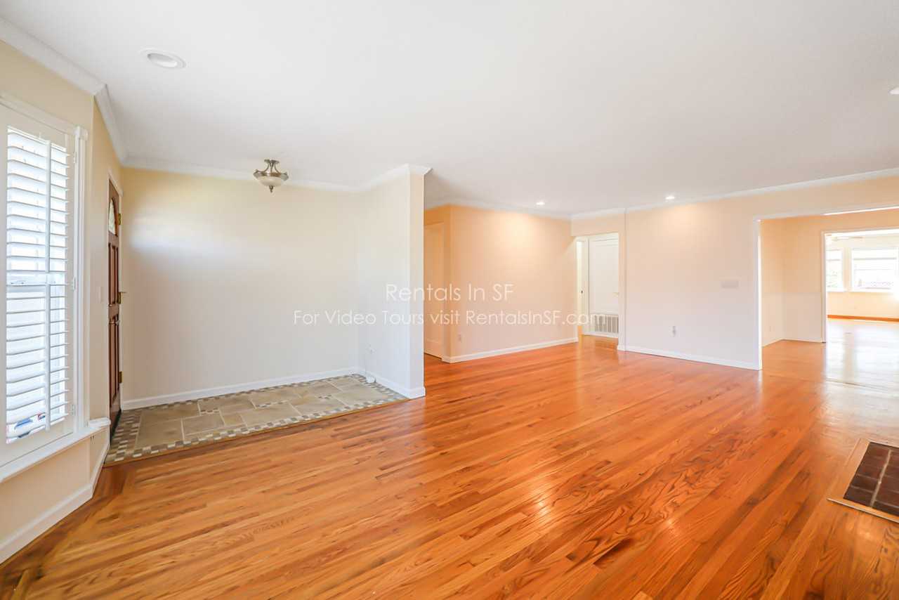 1677 Holly Ave - Photo 3 of 28