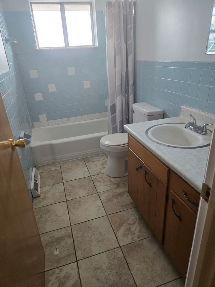 2511 W Wardcliffe Dr #F - Photo 5 of 8