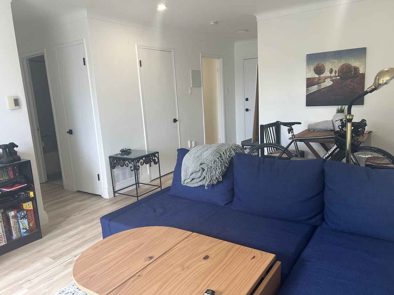 1 Hamilton Avenue North #301 - Photo 7 of 10