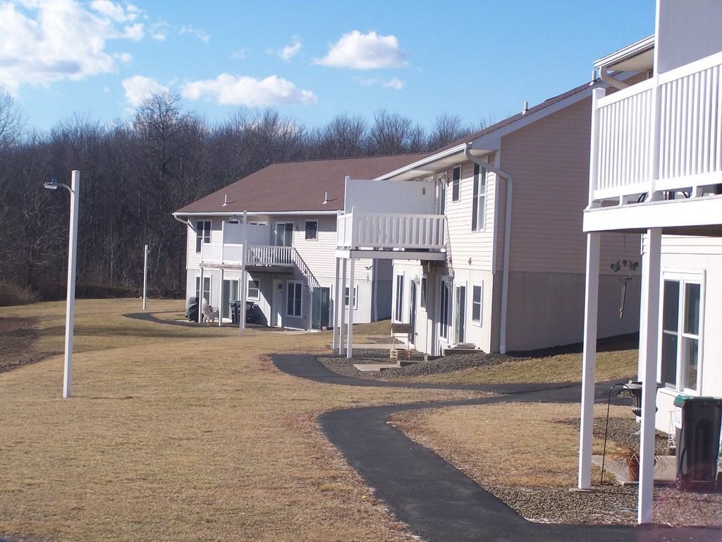101 Countryside Dr #13 - Photo 2 of 7