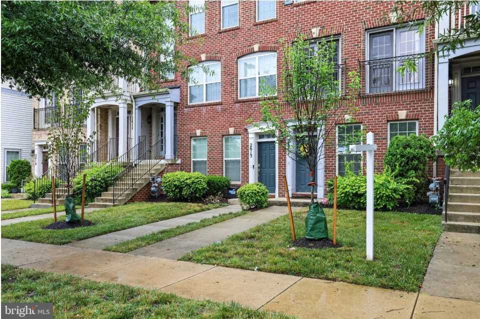 2613 Campus Way N #46 - Photo 3 of 40