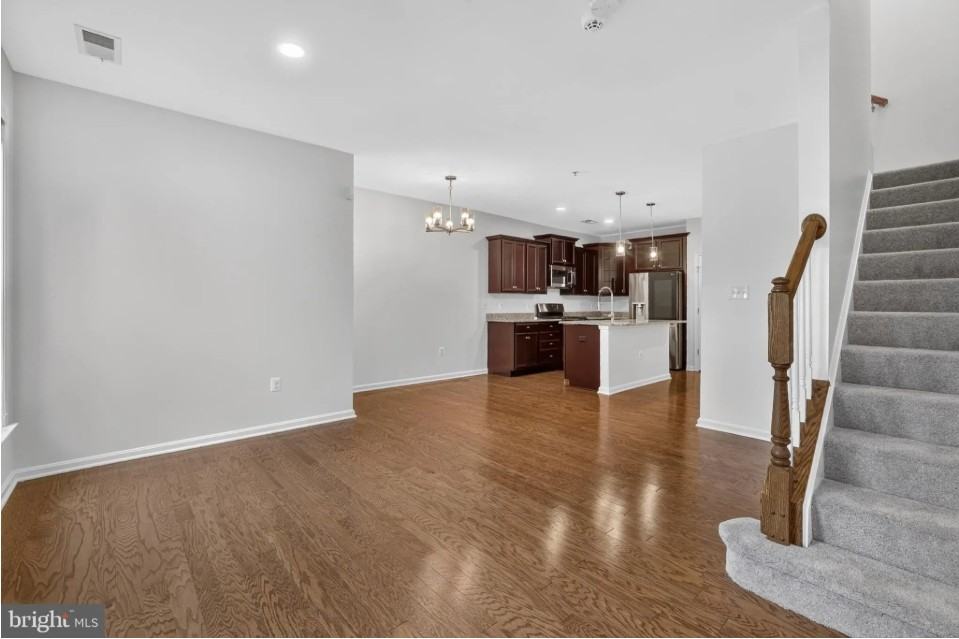 2613 Campus Way N #46 - Photo 4 of 40