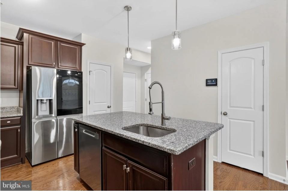 2613 Campus Way N #46 - Photo 6 of 40