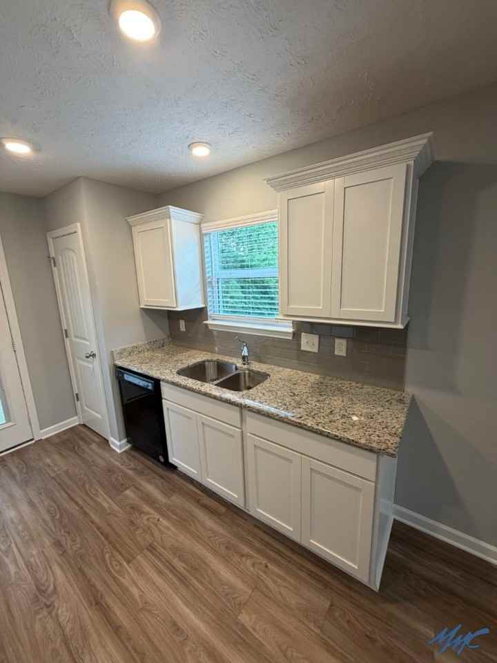 4223 Brogli Dr - Photo 3 of 22