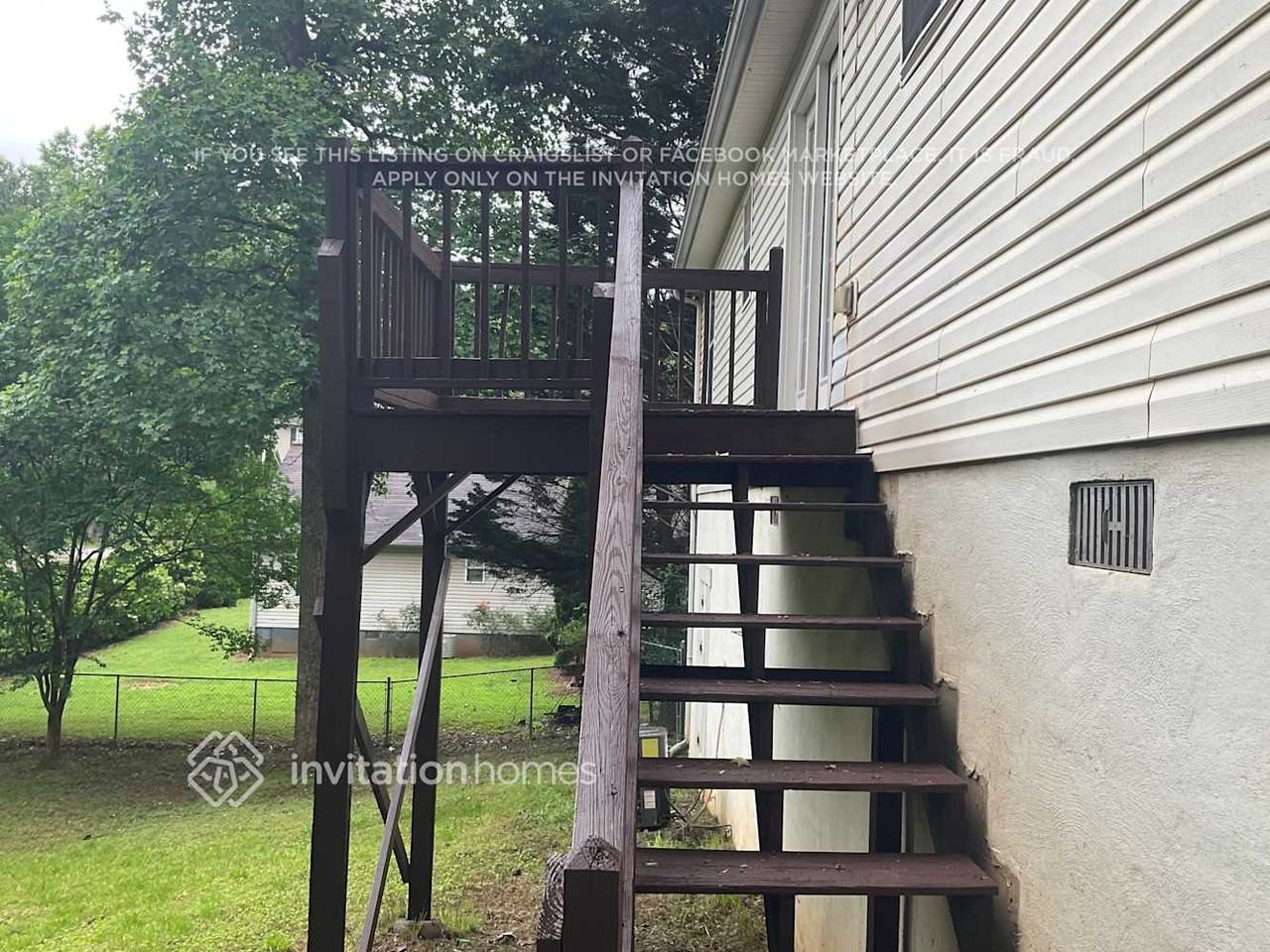6555 Fiji Dr - Photo 4 of 5