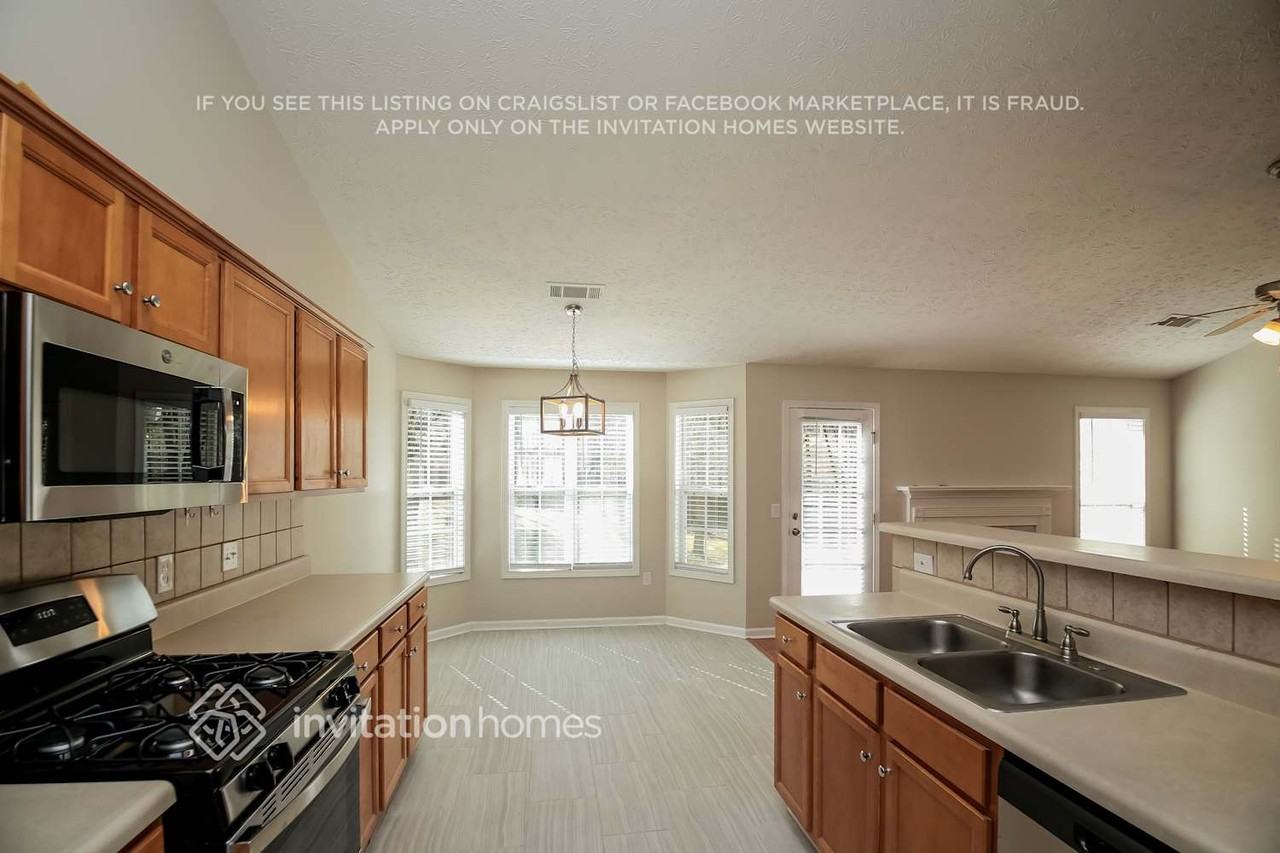 306 Remington Place Blvd - Photo 6 of 16