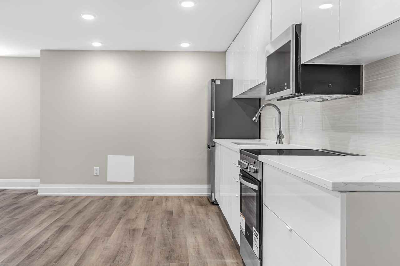 505 Churchill Avenue - Photo 4 of 13
