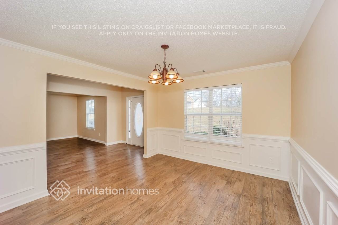 471 Charles Towne Ave - Photo 6 of 19