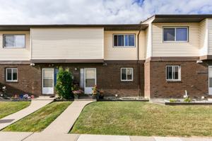 featured image of 11728 139 Ave Nw