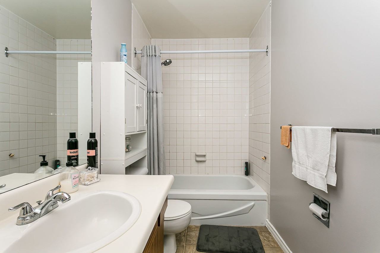 Vernon Street Townhomes - Photo 5 of 13