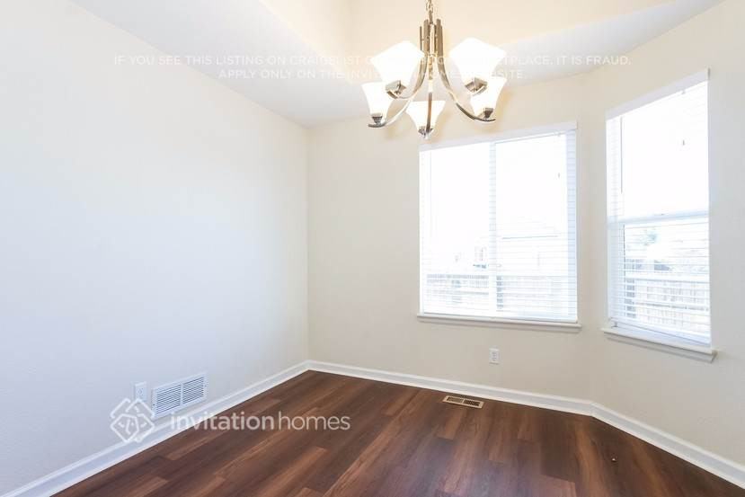 11904 Kearney Cir - Photo 5 of 27
