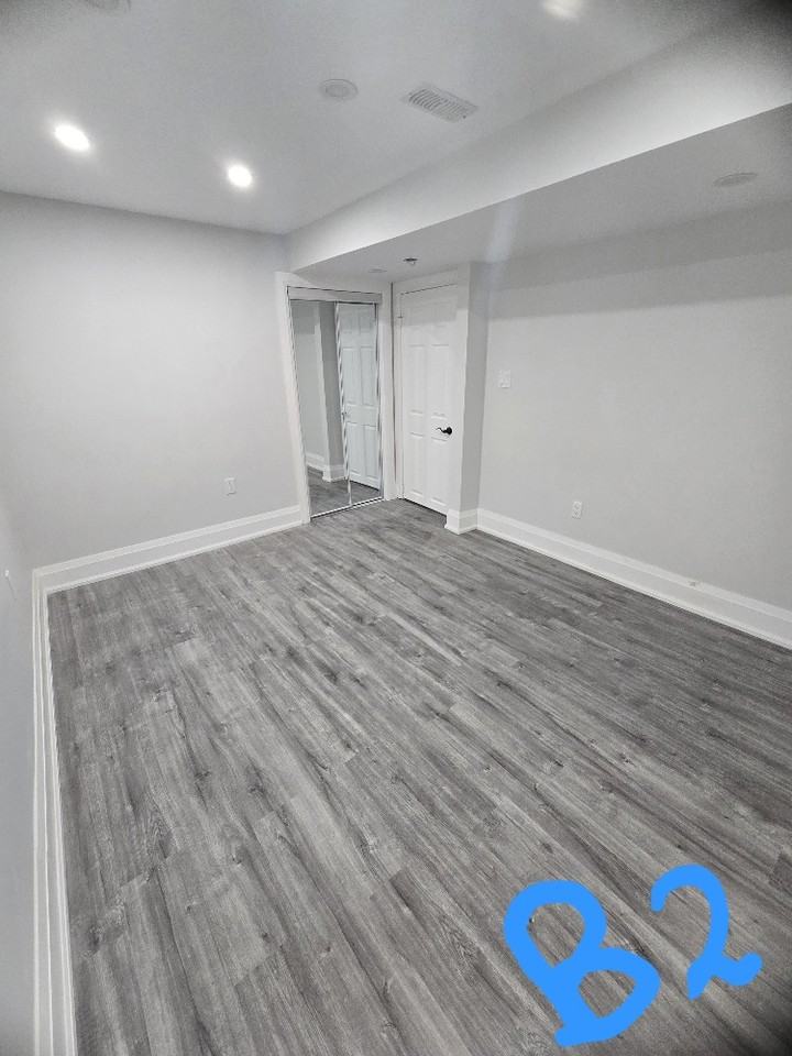 1136 Enchanted Crescent - Photo 4 of 8