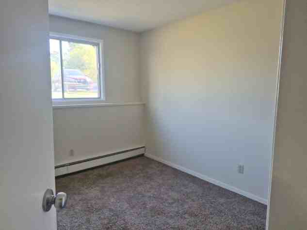 6821 59 Ave - Photo 6 of 10