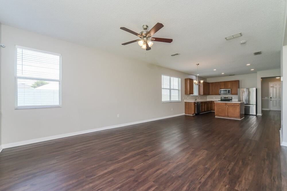 917 Anchorage Ln - Photo 6 of 16