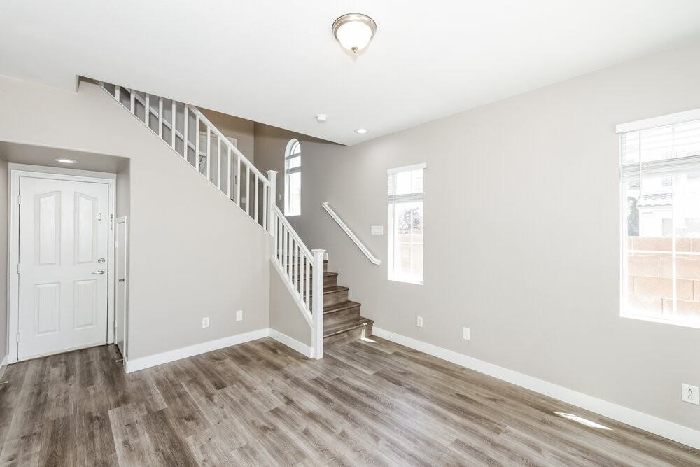 9881 Lime Tree St - Photo 6 of 17