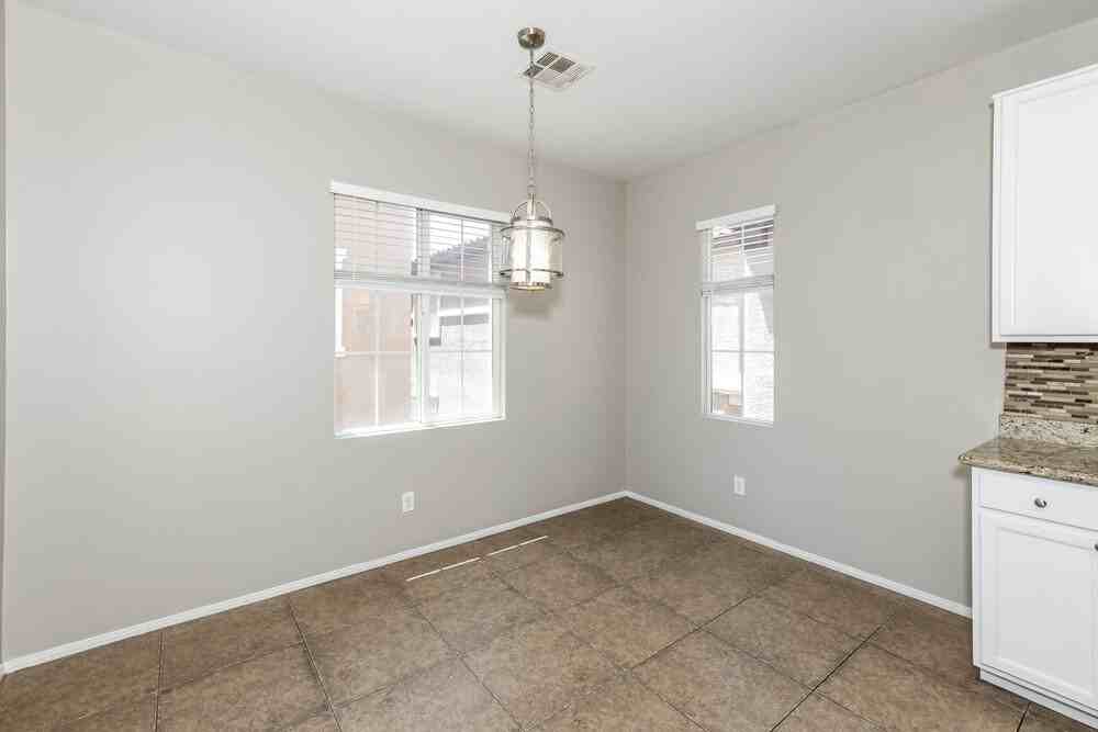 9881 Lime Tree St - Photo 7 of 17