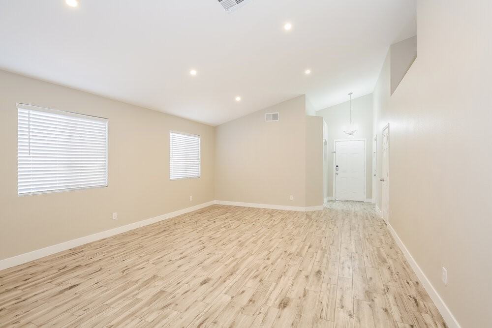 4445 Cielo Ln - Photo 3 of 16