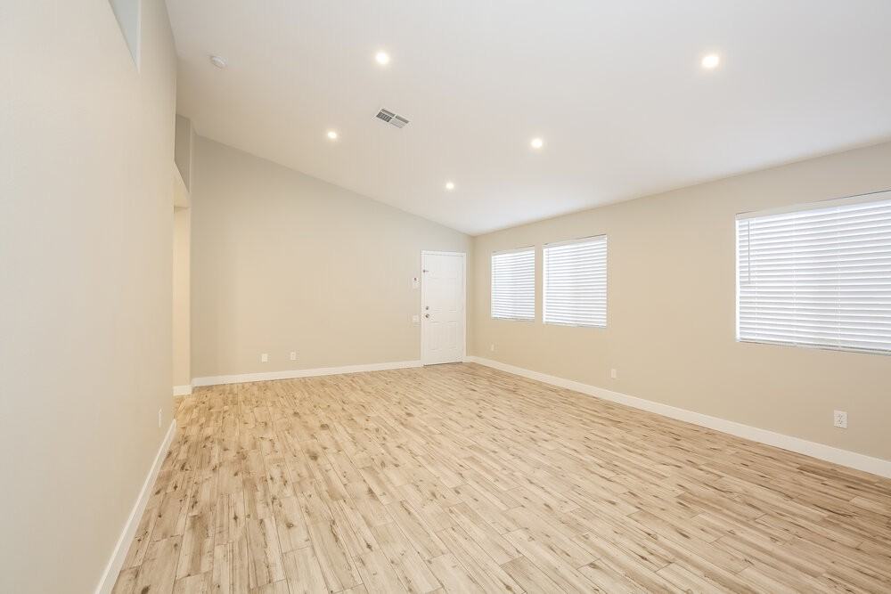 4445 Cielo Ln - Photo 4 of 16