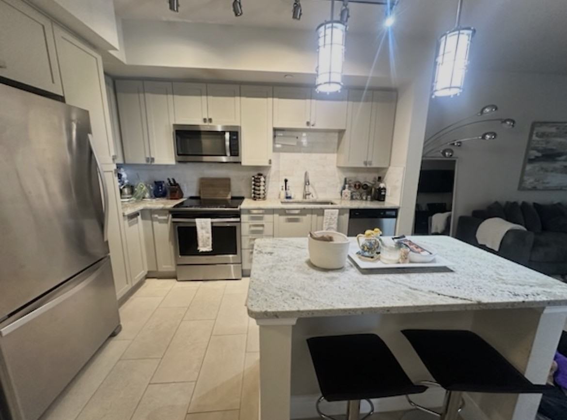 499 Evernia Street #833 - Photo 5 of 31