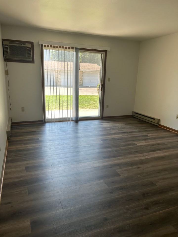 Lakewood Apartments - Photo 6 of 50