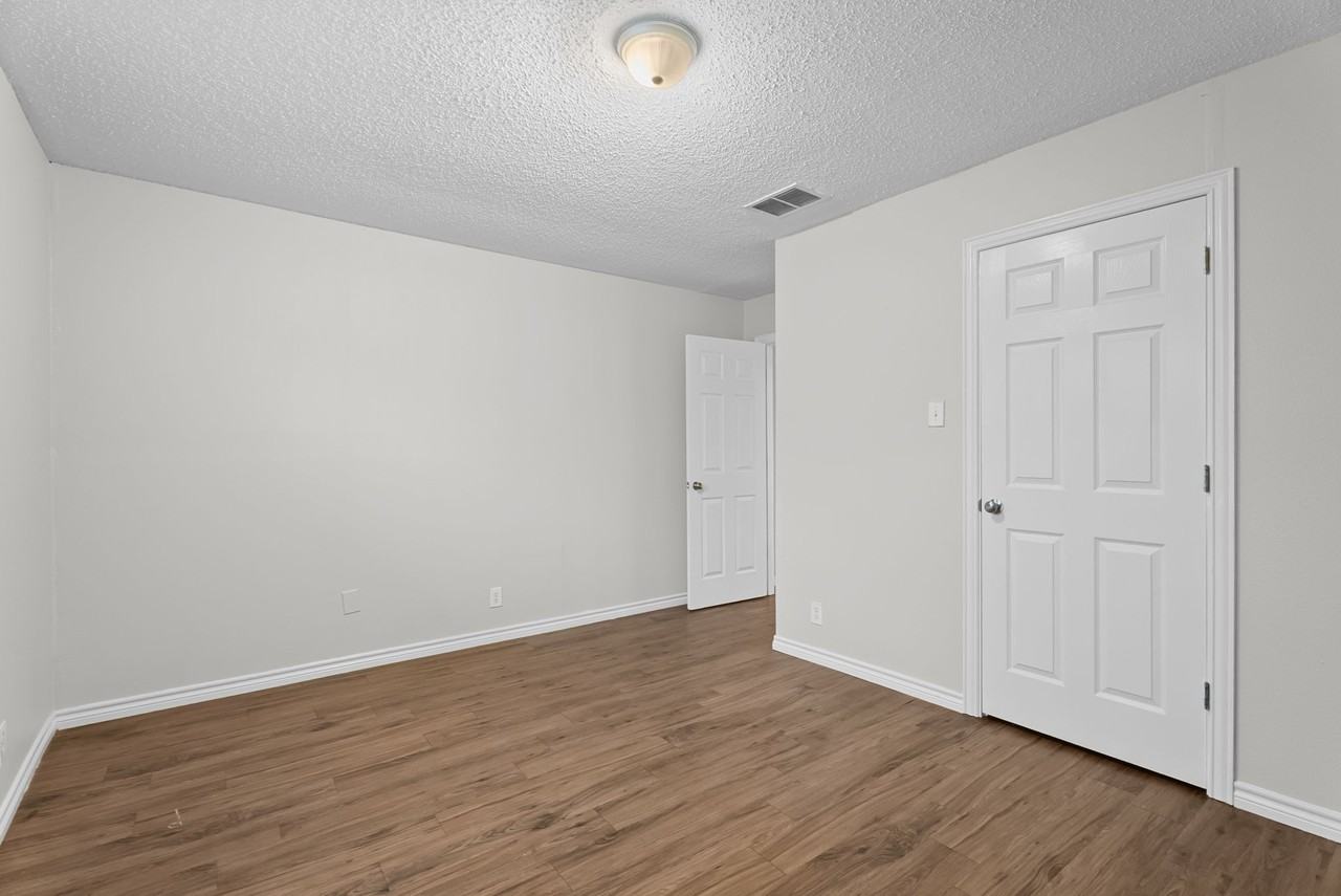 429 Johnson St #5 - Photo 2 of 47
