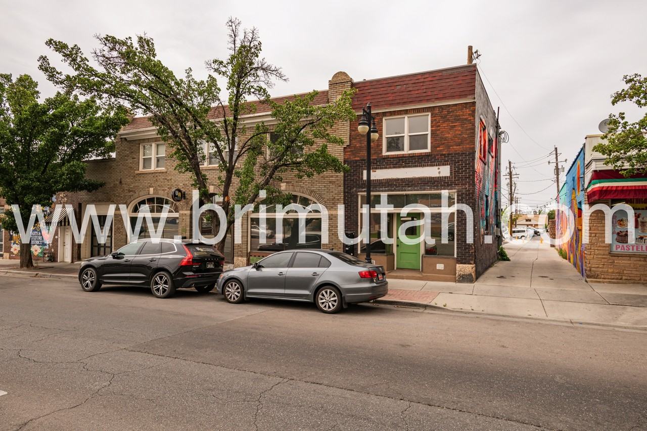 684 W Center St #1