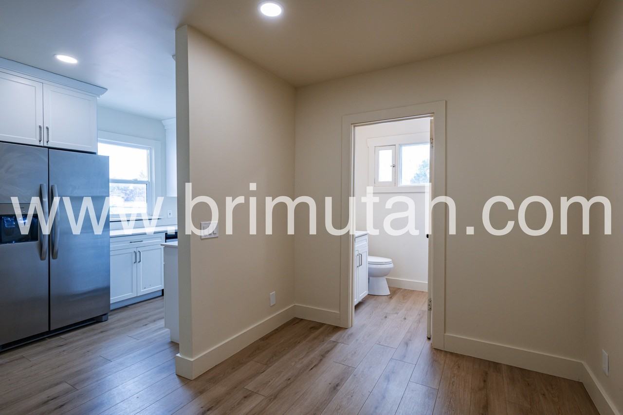 684 W Center St #1 - Photo 6 of 16