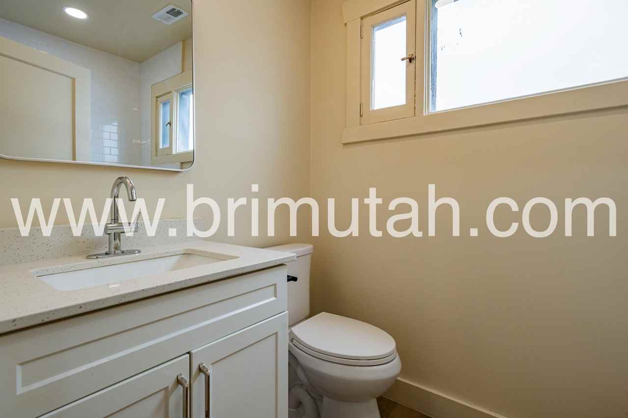 684 W Center St #1 - Photo 7 of 16