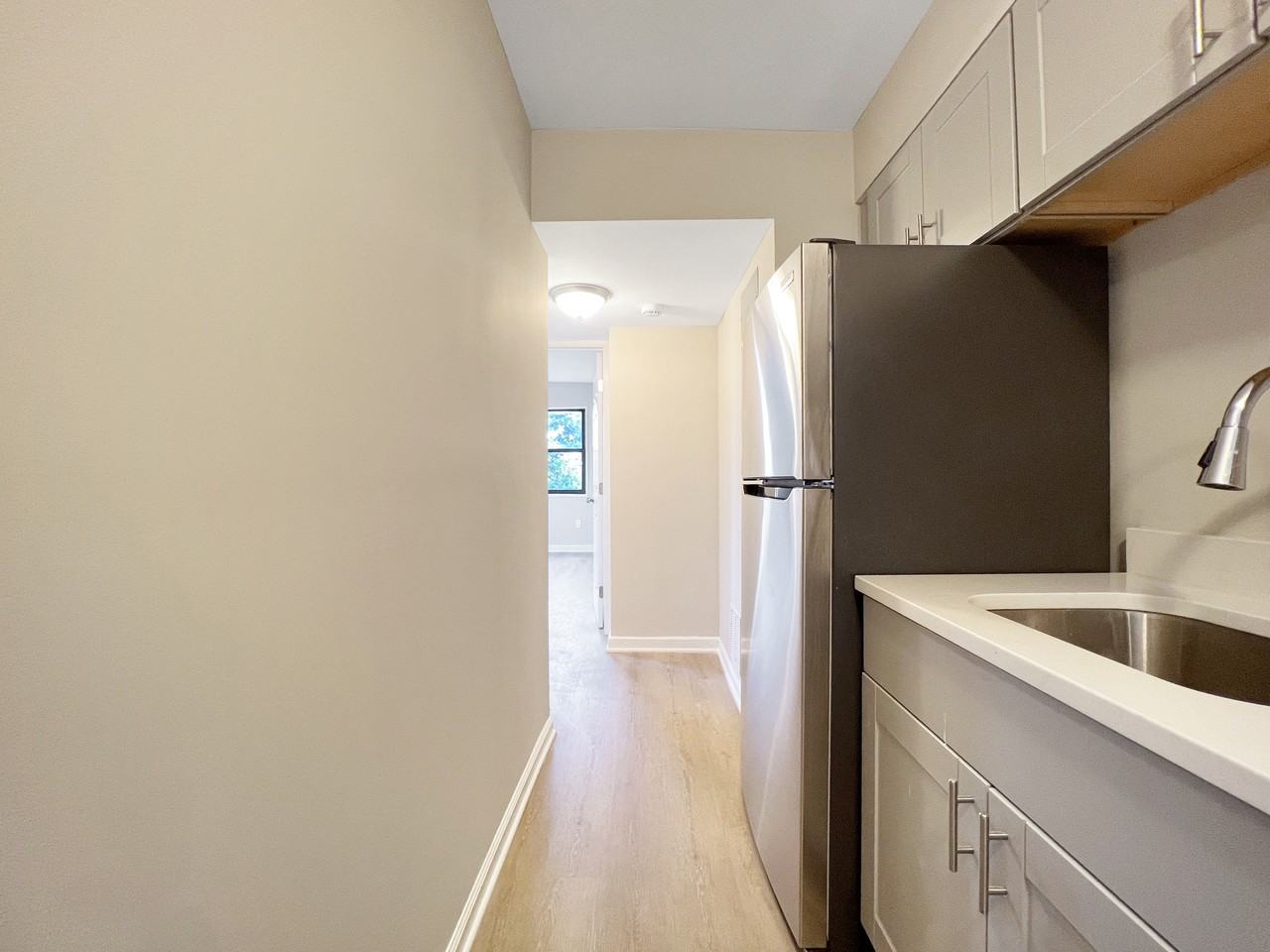 1633 Morris Road Southeast #8 - Photo 5 of 30