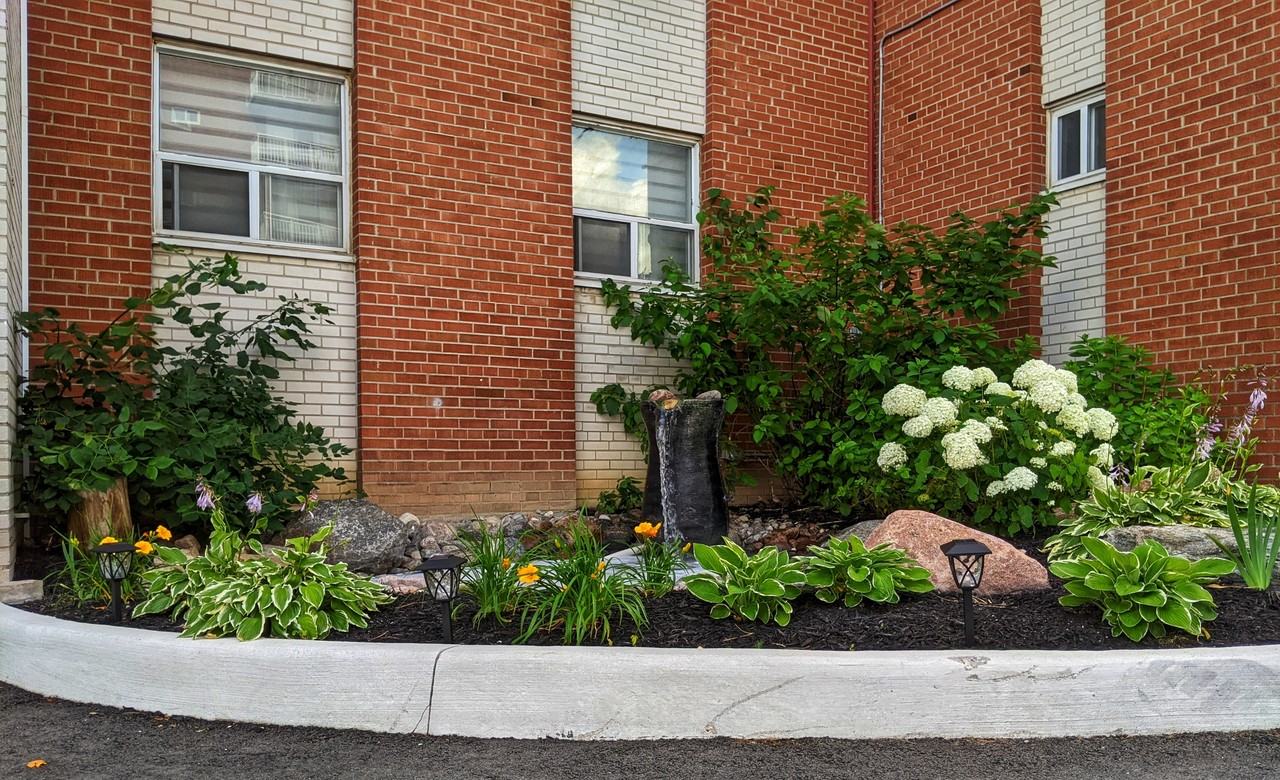 Laverock Apartments - Photo 2 of 4