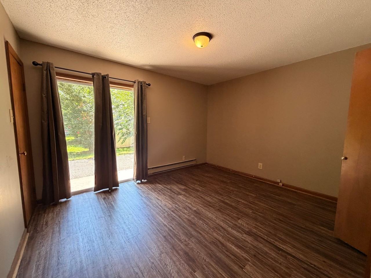 300 Market St - Photo 7 of 10