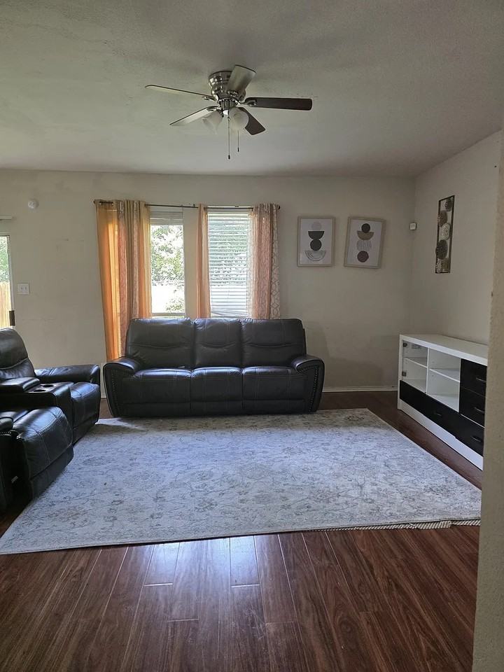 5804 Melanie Ct - Photo 2 of 22
