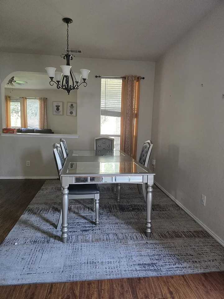5804 Melanie Ct - Photo 3 of 22