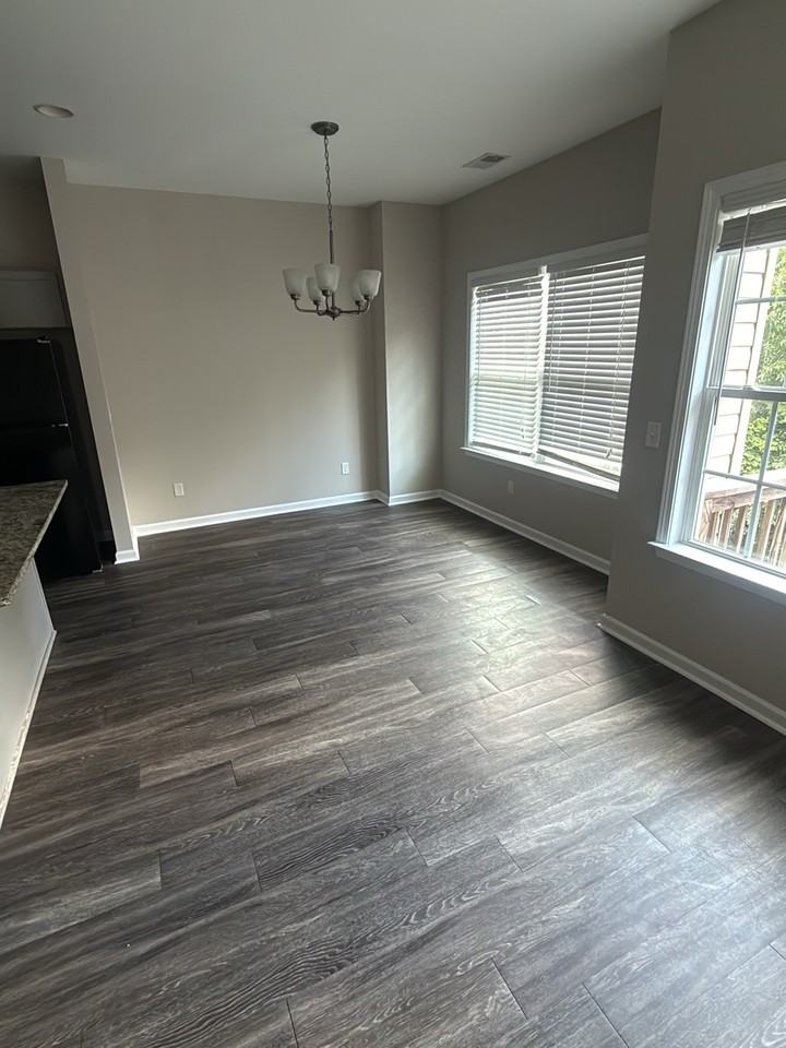654 Pippin Dr #1 - Photo 2 of 12