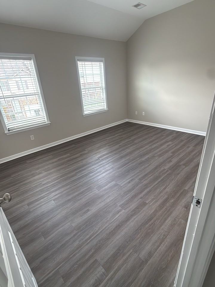 654 Pippin Dr #1 - Photo 5 of 12