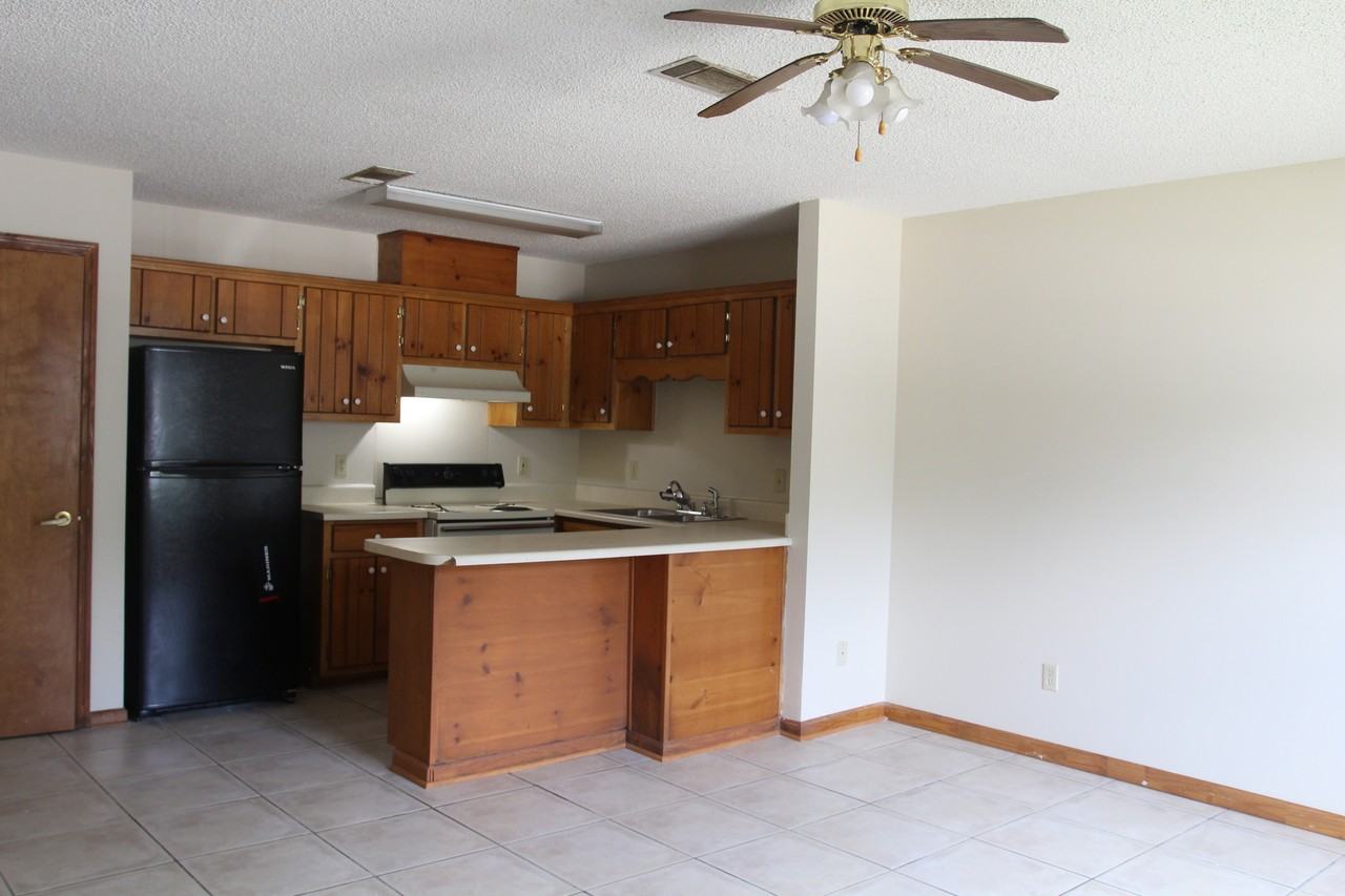 175 Winding Way #C - Photo 5 of 10