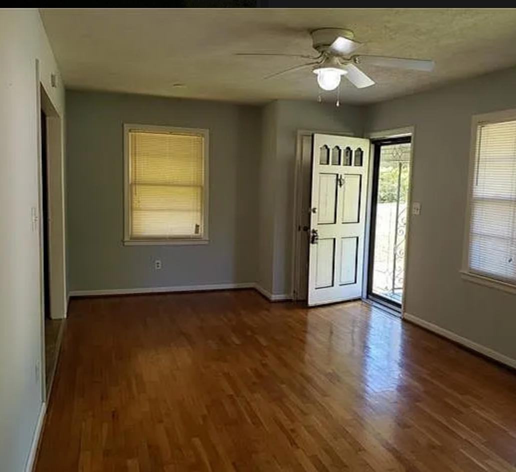 215 Dixon Cir - Photo 6 of 12