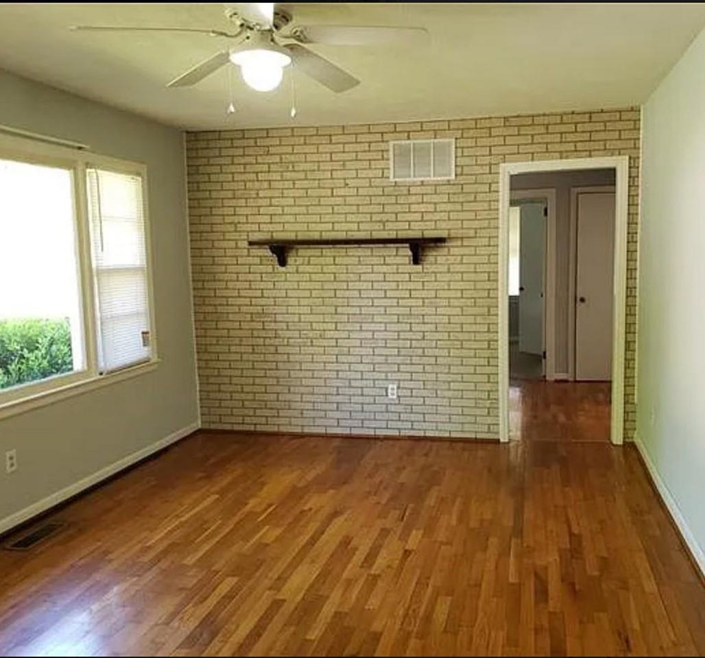 215 Dixon Cir - Photo 7 of 12