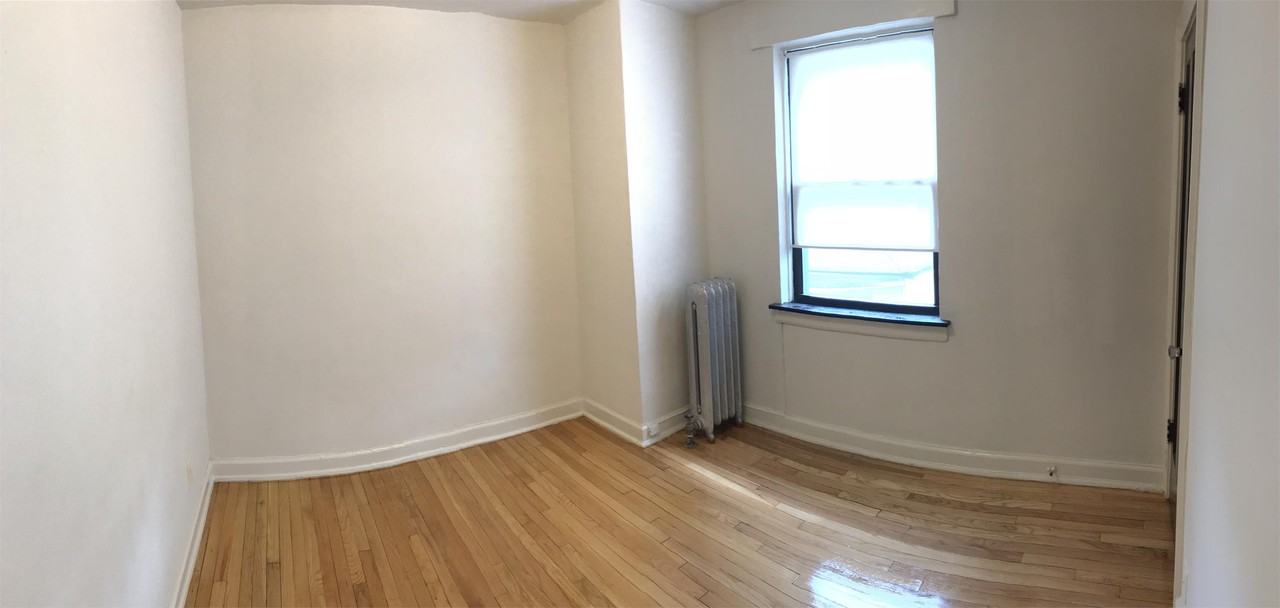 8917 S Justine St #8917-1A - Photo 3 of 10